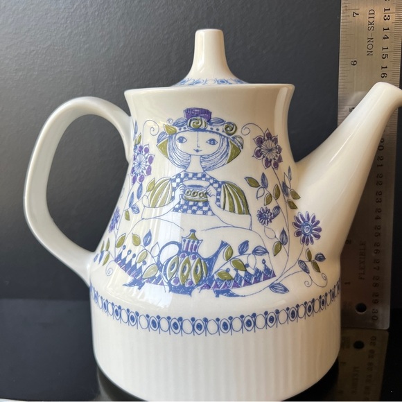 Vintage Figgjo Lotte Norway White and Blue Teapot Coffee Pot As Is Whimsical 60s - Picture 8 of 9